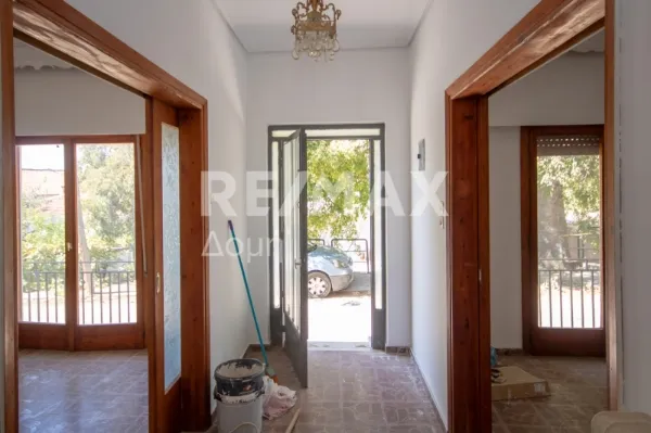 Standalone residential building 166m²  - 2