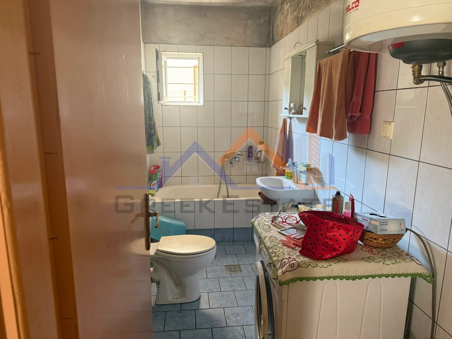 Αυτόνομο κτήριο κατοικιών 324τ.μ.  - 3