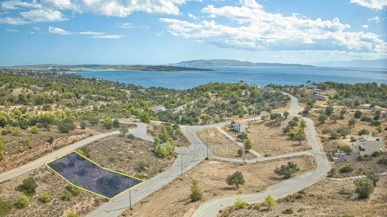 Οικόπεδο 400τ.μ.  - 2