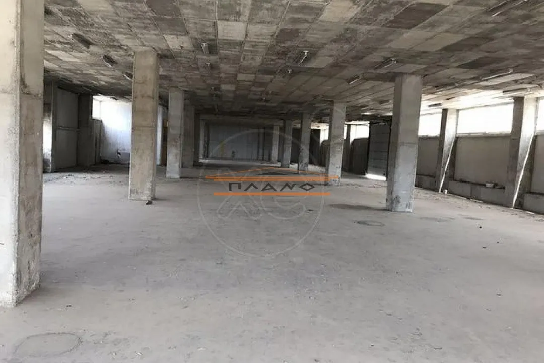 Αυτόνομο κτήριο γραφείων 7500τ.μ.  - 5