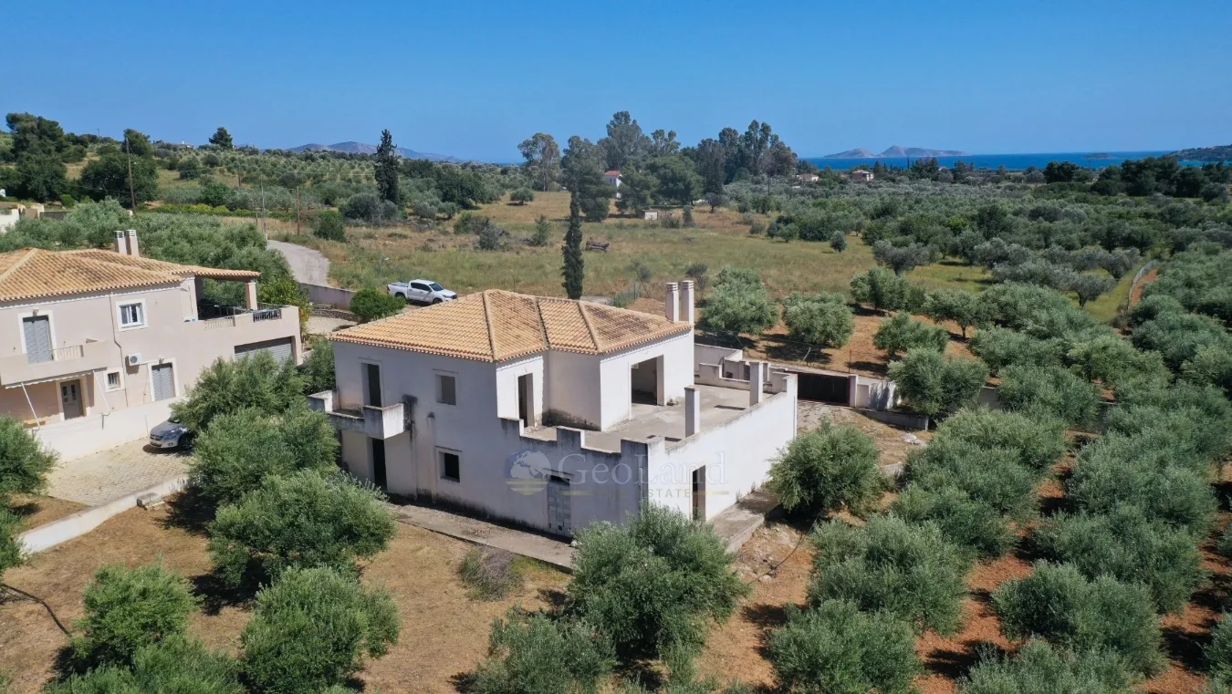 Μονοκατοικία 280τ.μ.  - 2