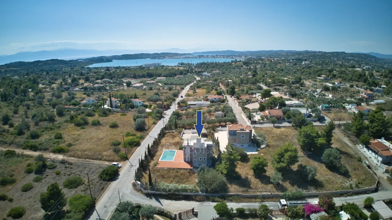 Μεζονέτα 180τ.μ.  - 3