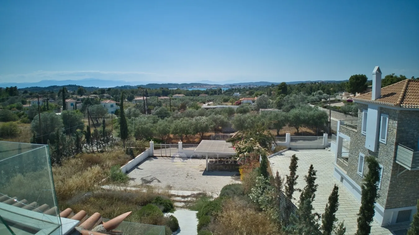 Μεζονέτα 180τ.μ.  - 5