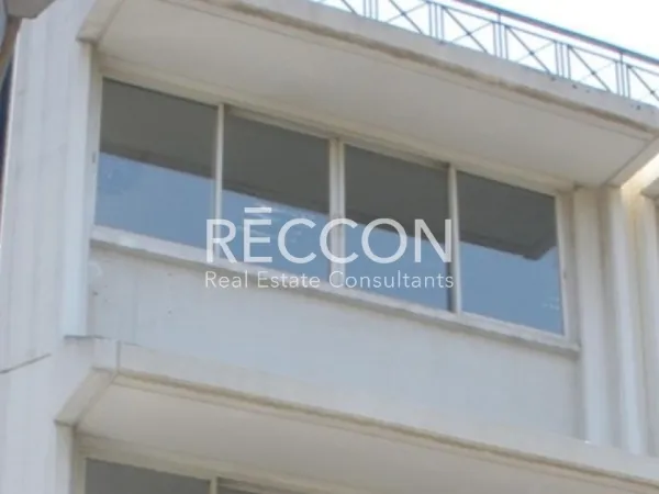 Hall / Showroom 438m²  - 3