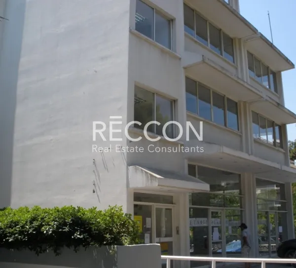 Hall / Showroom 438m²  - 4