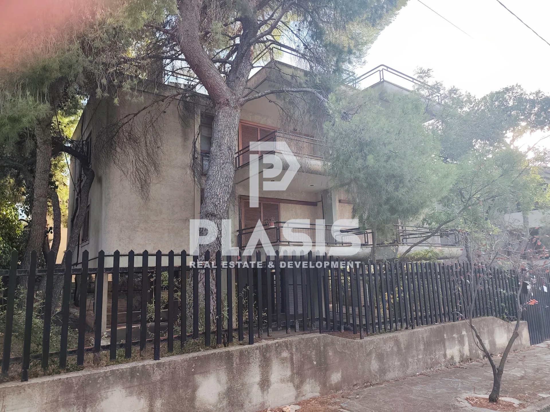 Αυτόνομο κτήριο κατοικιών 365τ.μ.  - 4
