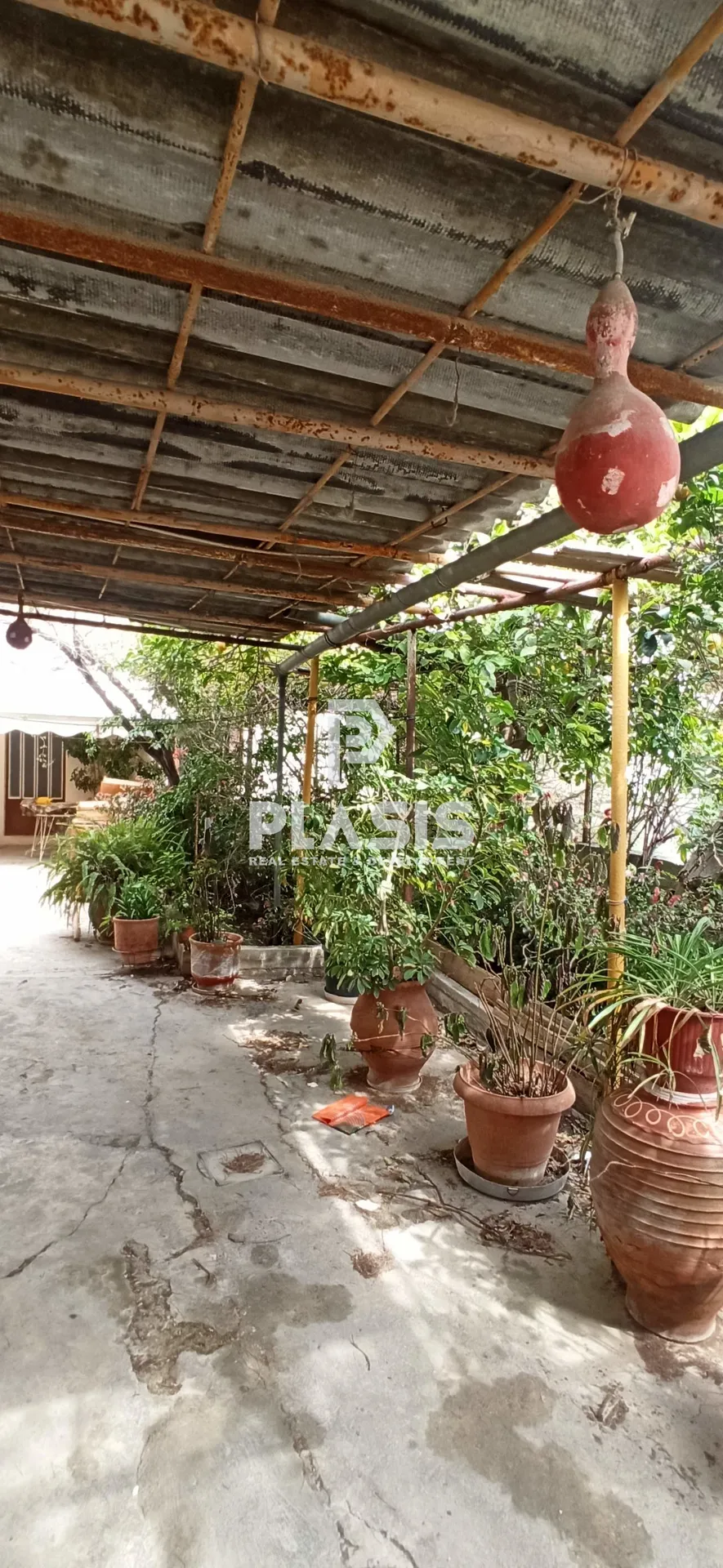Plot 200m²  - 3