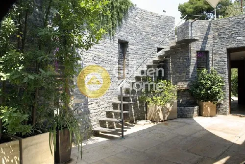 Detached house 1200m²  - 2