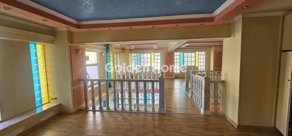 Shop 140m²  - 5