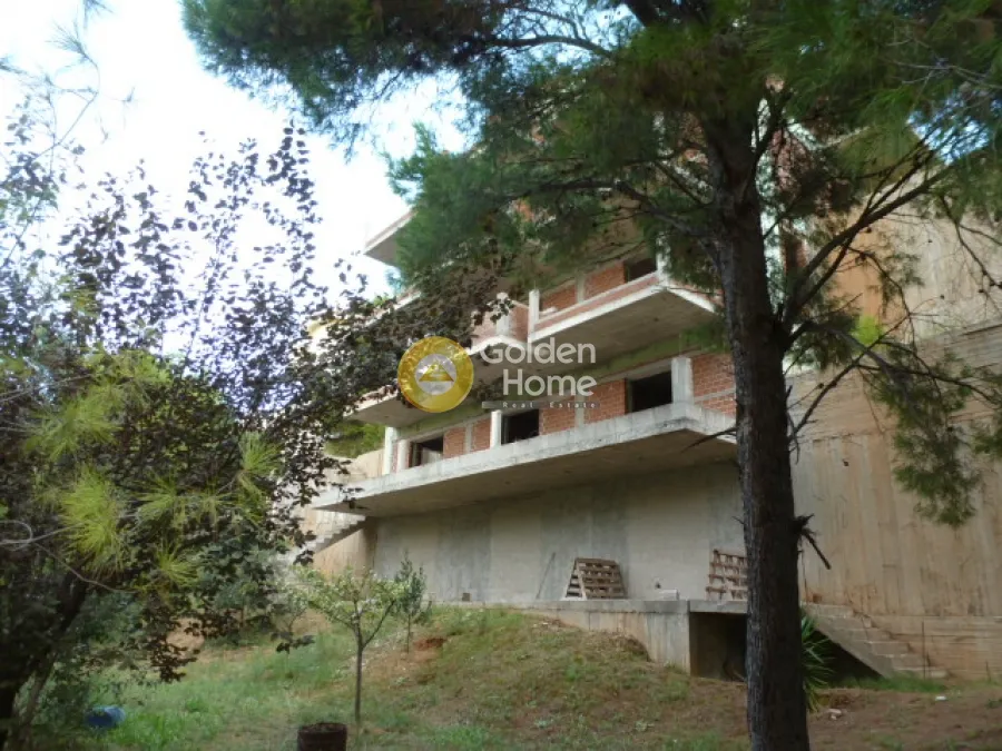 Άλλο..  440τ.μ.  - 3