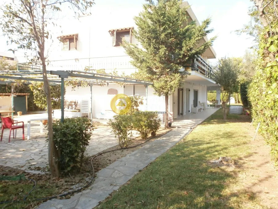 Διαμέρισμα 140τ.μ.  - 2