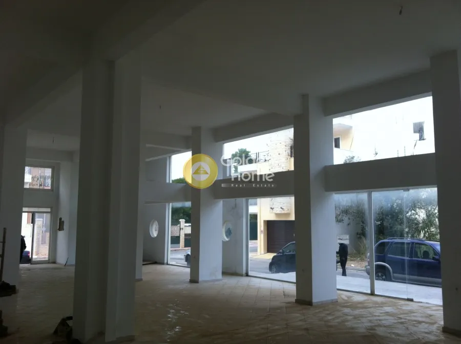 Shop 235m²  - 4