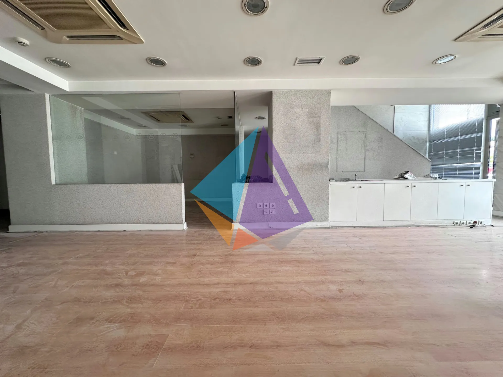 Shop 290m²  - 2