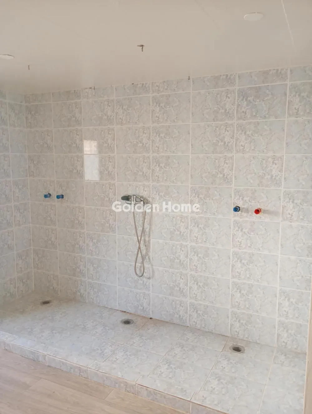 Shop 130m²  - 4