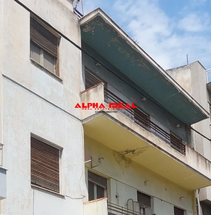 Αυτόνομο κτήριο κατοικιών 385τ.μ.  - 2