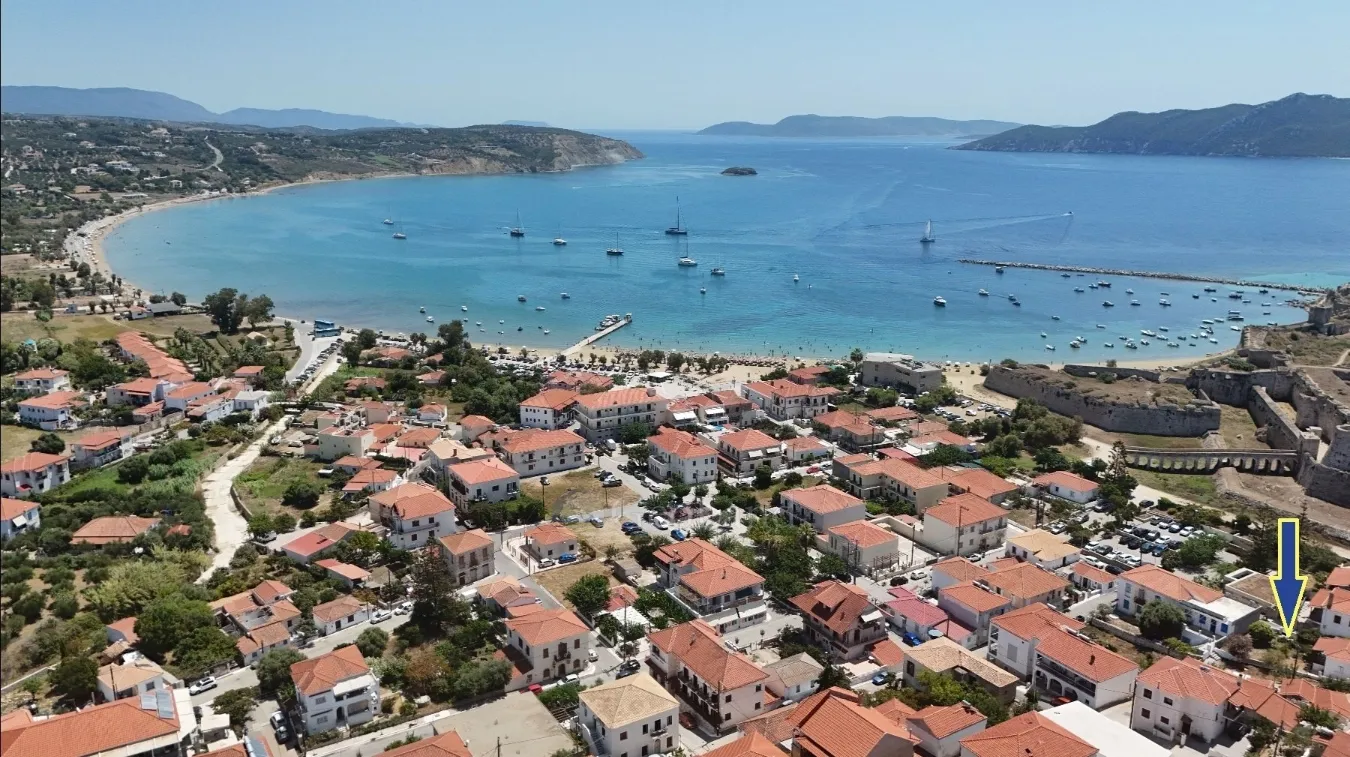 Οικόπεδο 162τ.μ.  - 3
