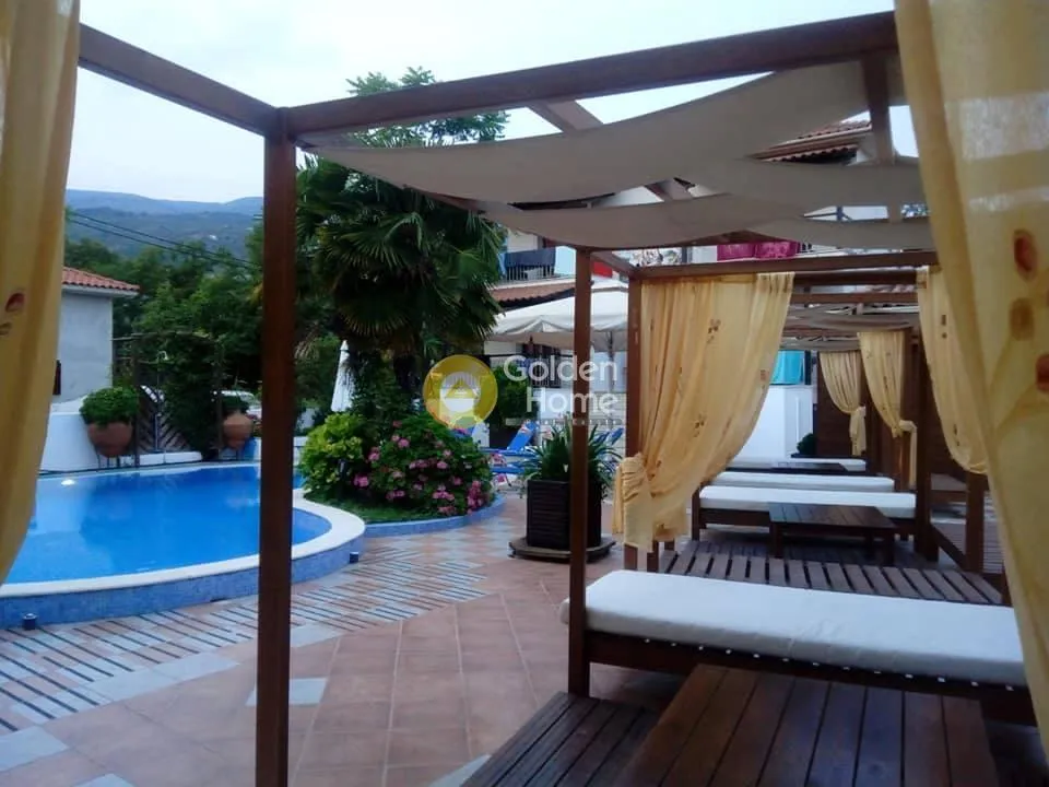 Other .. 850m²  - 2