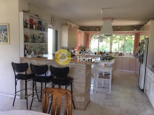 Μονοκατοικία 376τ.μ.  - 2