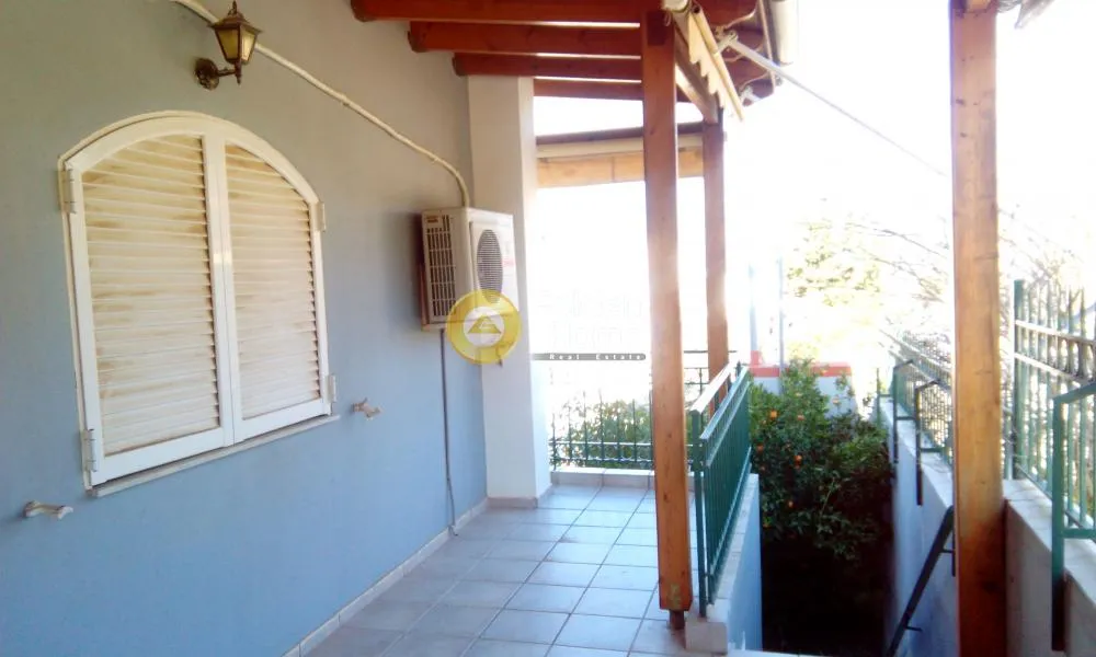 Other ..  200m²  - 3