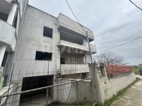Μονοκατοικία 350τ.μ.  - 3