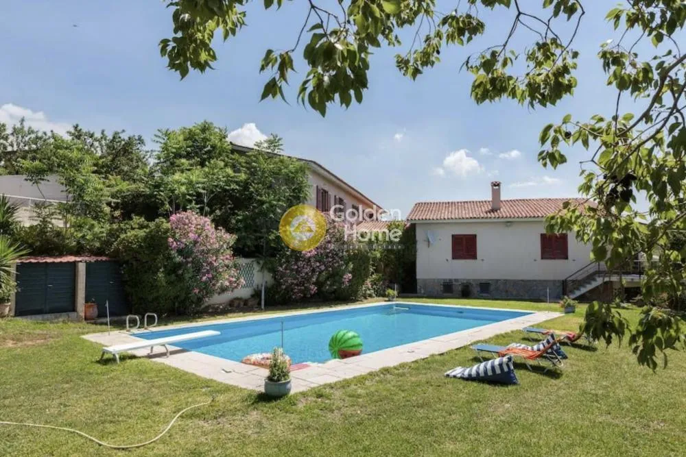 Detached house 600m²  - 5