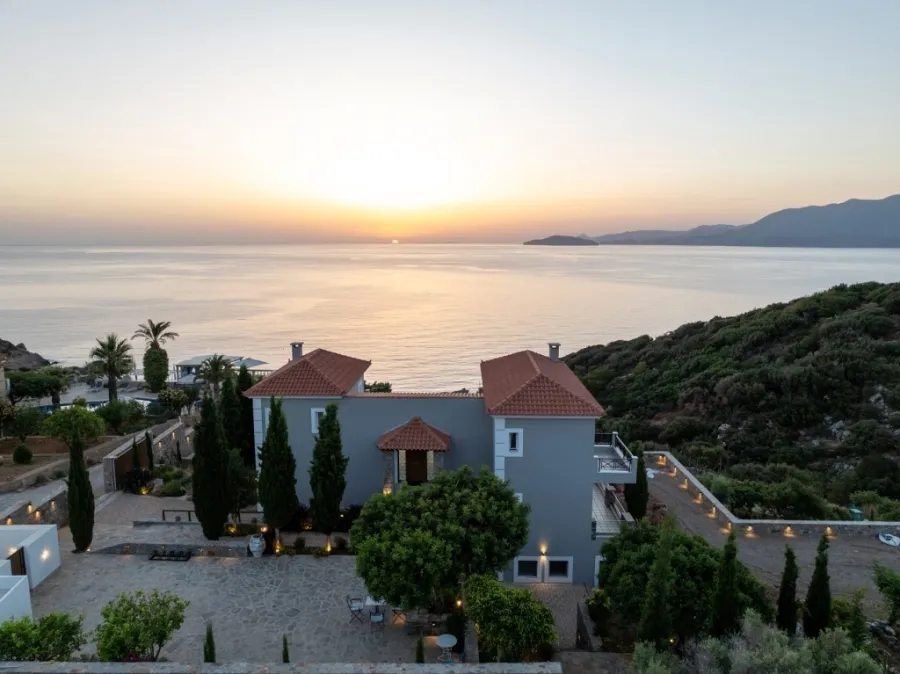Detached house 544m²  - 4