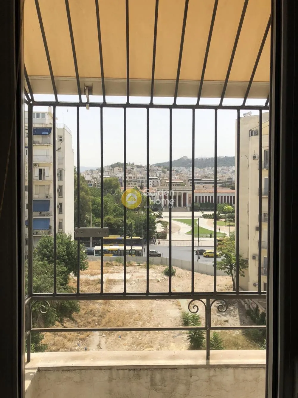 Διαμέρισμα 225τ.μ.  - 3