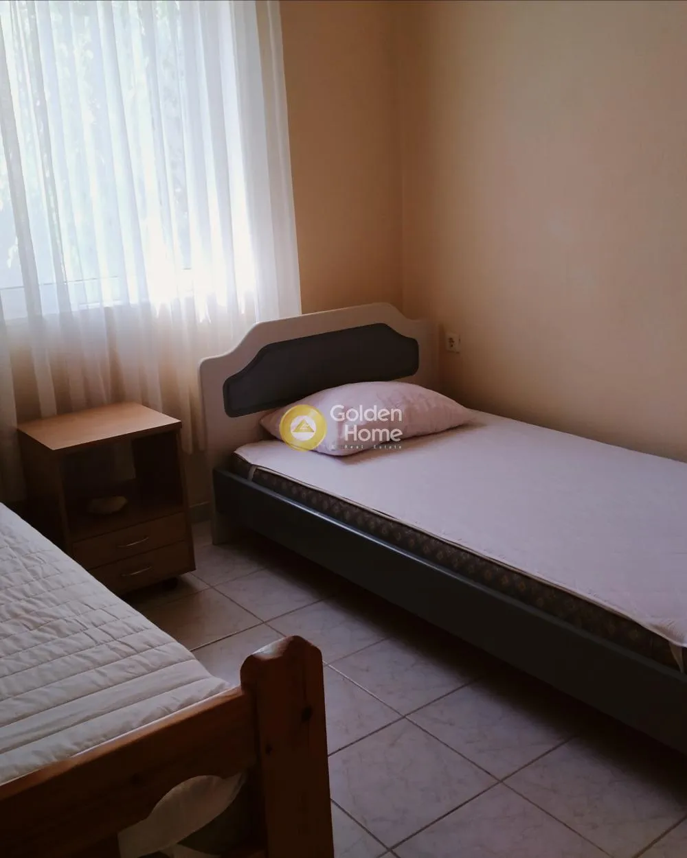 Other ..  1000m²  - 4