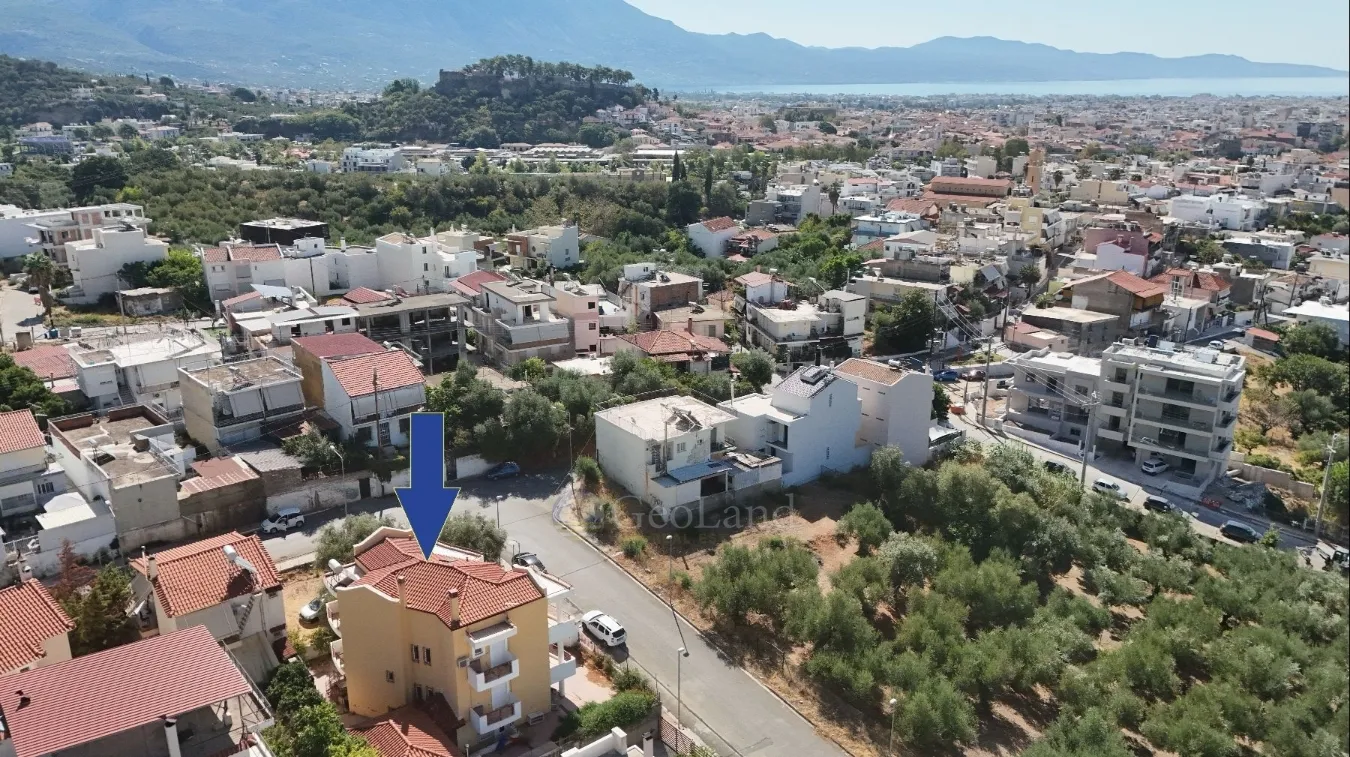 Μονοκατοικία 400τ.μ.  - 4