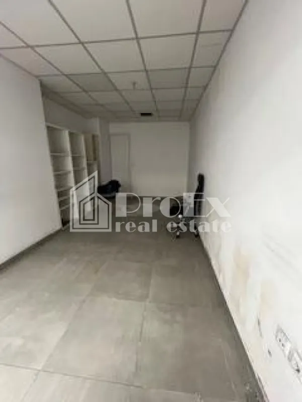 Shop 365m²  - 5