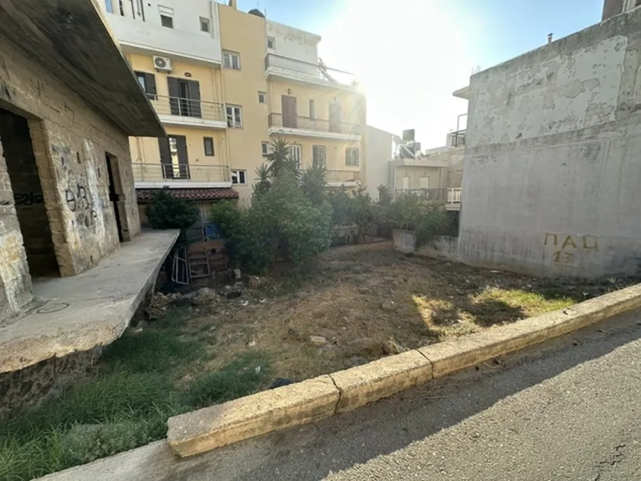 Plot 215m²  - 4