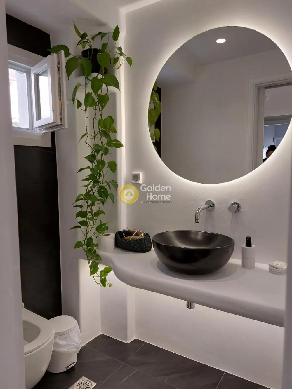 Other .. 350m²  - 4