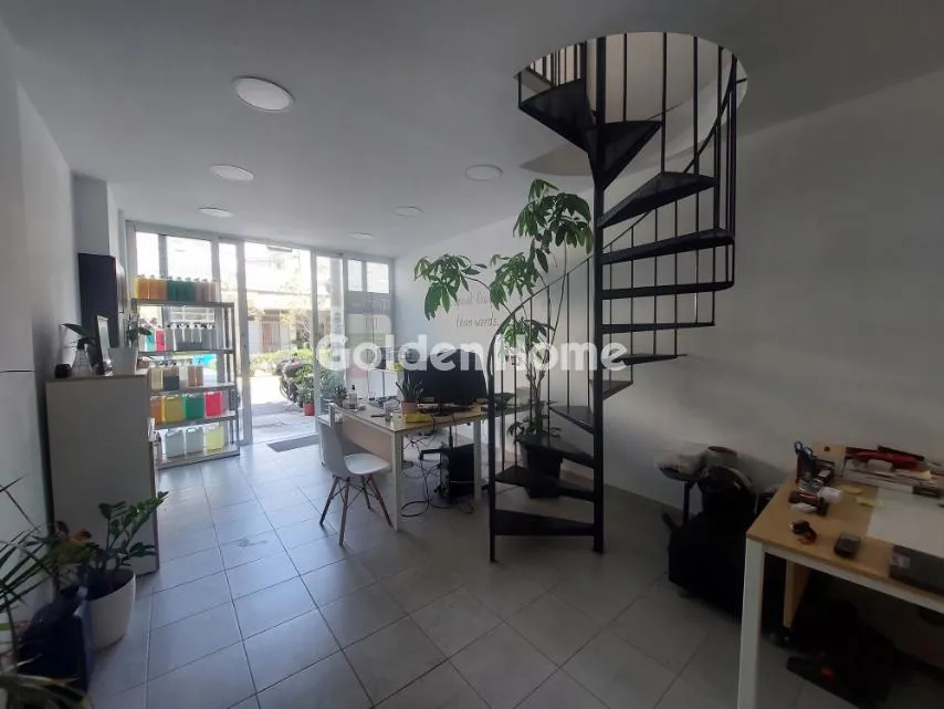 Shop 210m²  - 2
