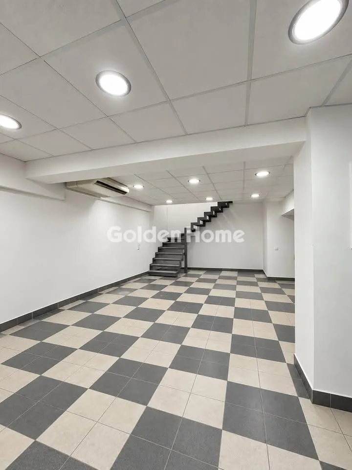 Shop 220m²  - 3