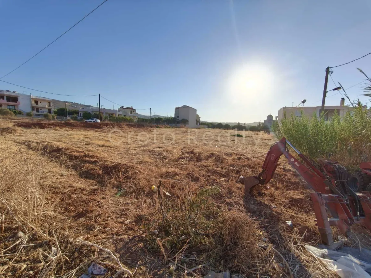 Plot 741m²  - 5