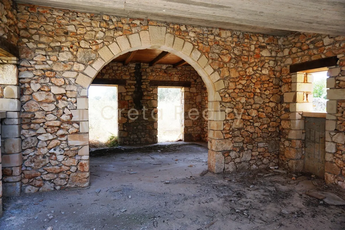 Other ..  330m²  - 4