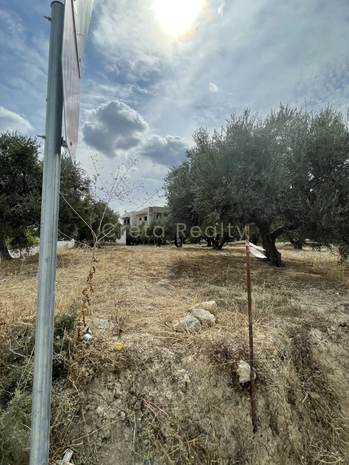 Plot 640m²  - 3
