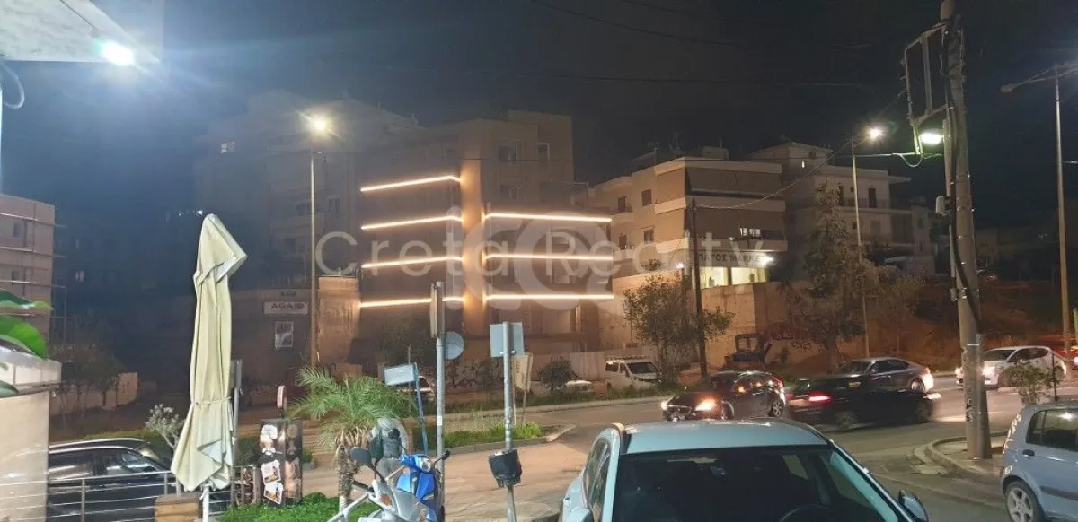 Αυτόνομο κτήριο γραφείων 620τ.μ.  - 3