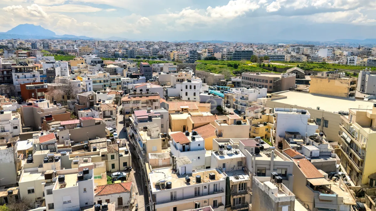 Αυτόνομο κτήριο κατοικιών 145τ.μ.  - 2