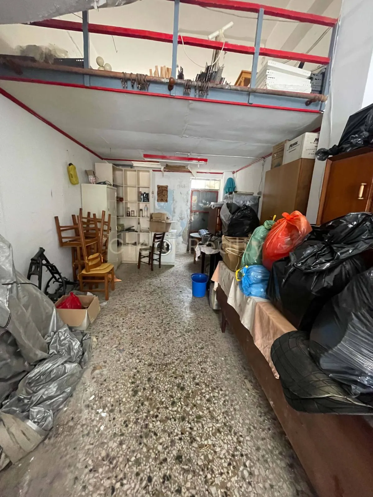 Αυτόνομο κτήριο κατοικιών 390τ.μ.  - 4
