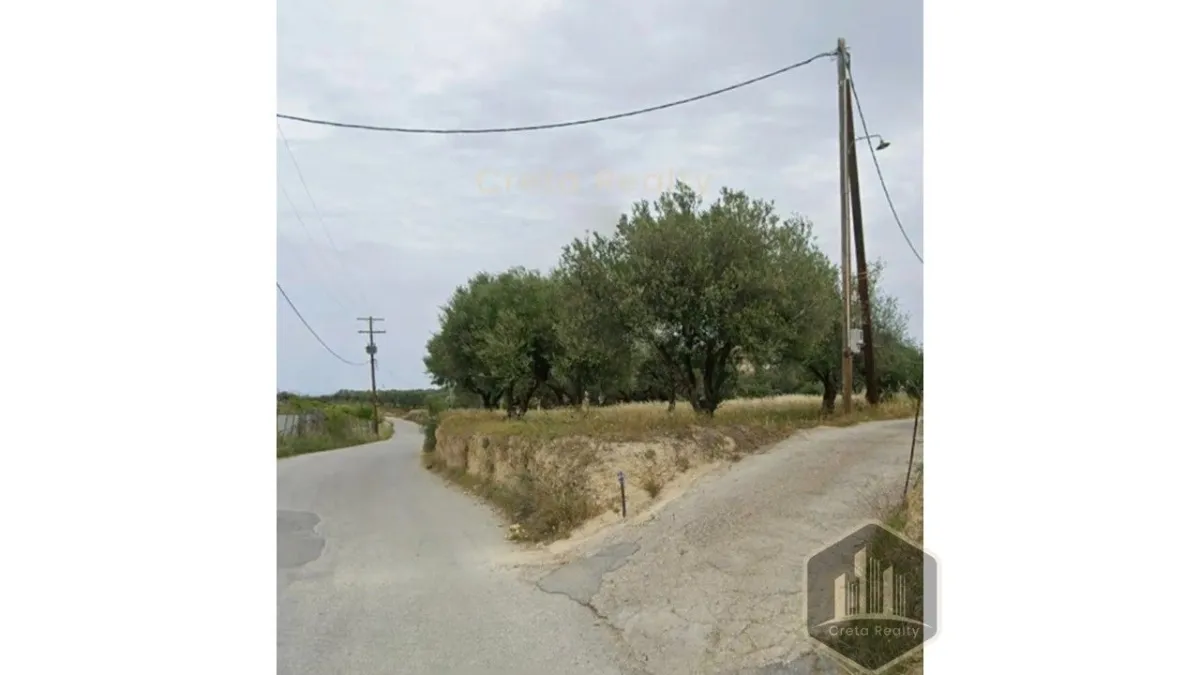 Plot 1787m²  - 5