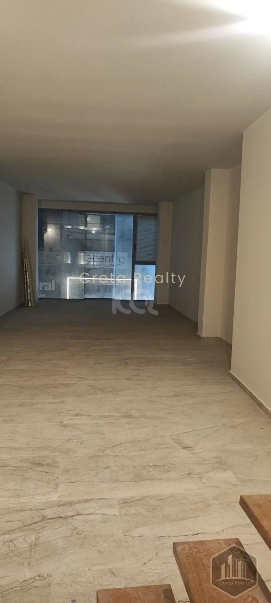 Shop 210m²  - 4