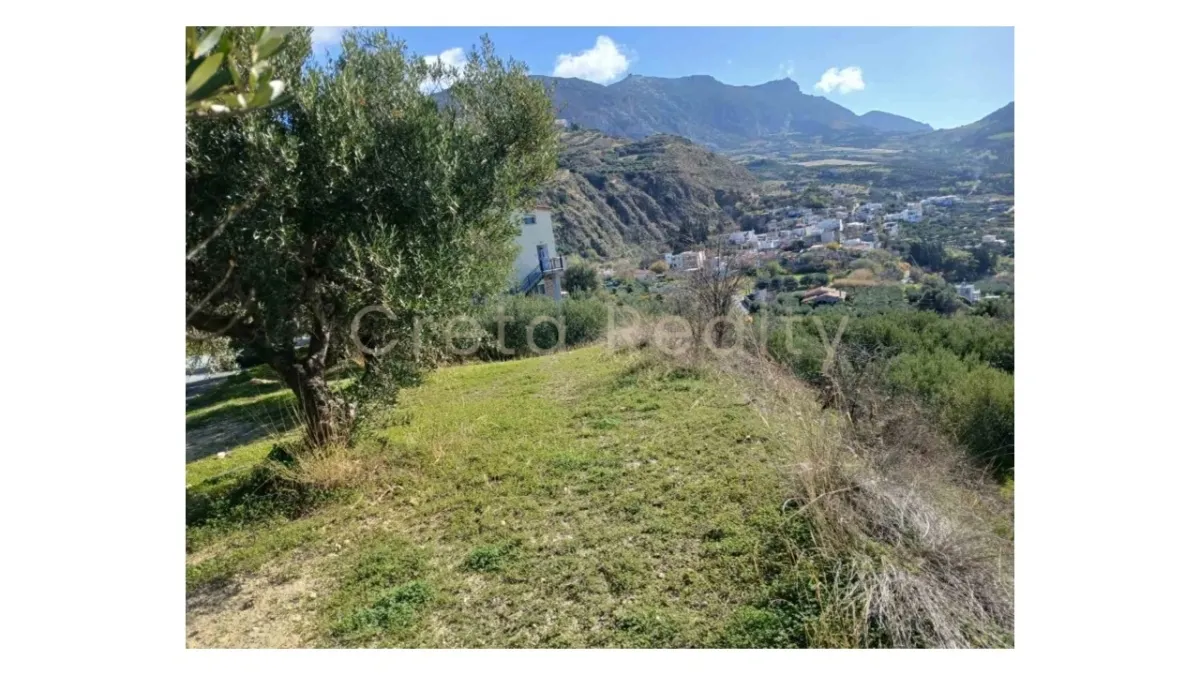 Plot 1150m²  - 2