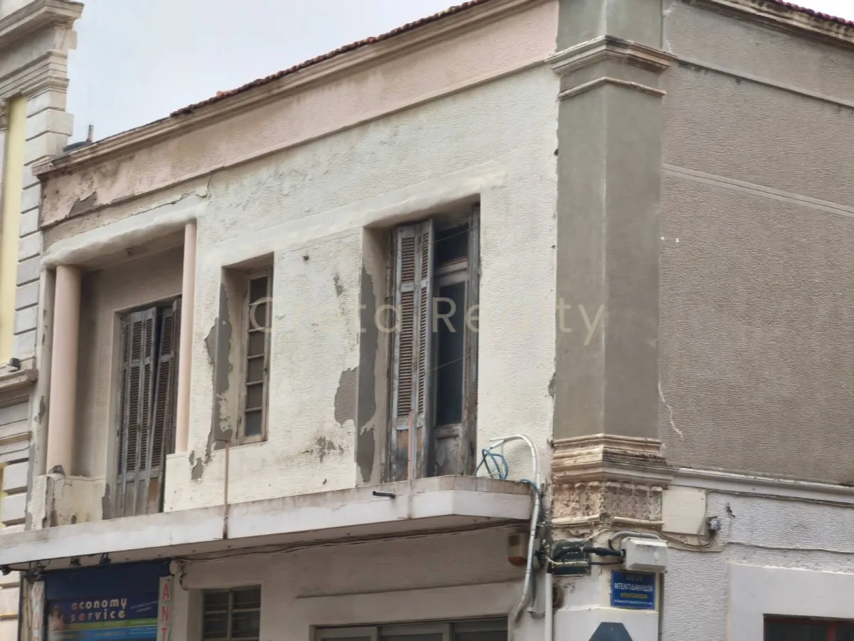 Αυτόνομο κτήριο κατοικιών 190τ.μ.  - 2