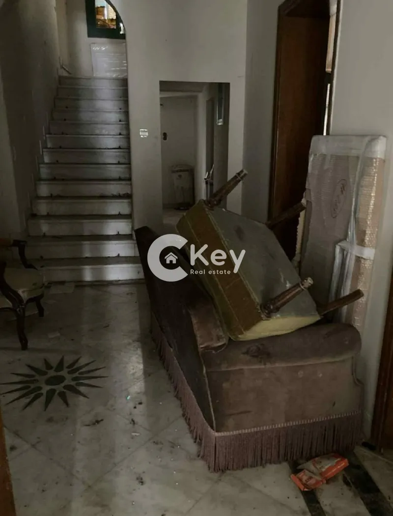Detached house 558m²  - 3