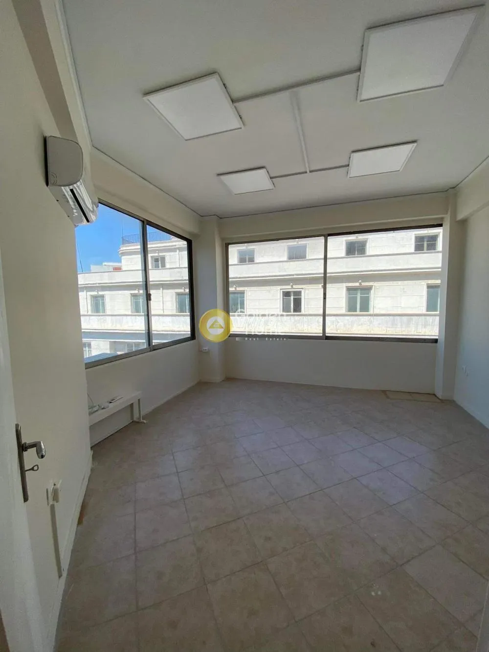Office 40m²  - 3