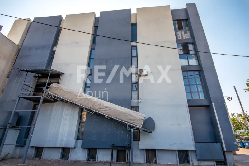 Βιοτεχνικοί / Βιομηχανικοί χώροι 2000τ.μ.  - 5