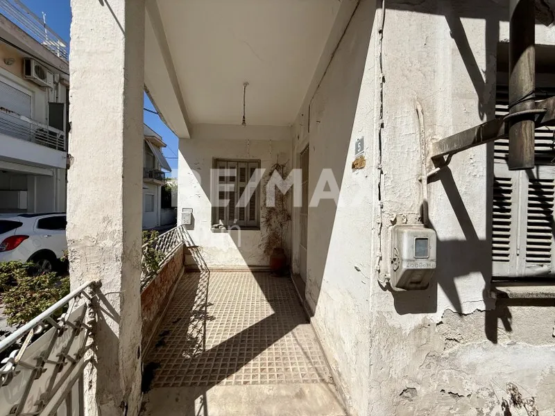 Οικόπεδο 220τ.μ.  - 3