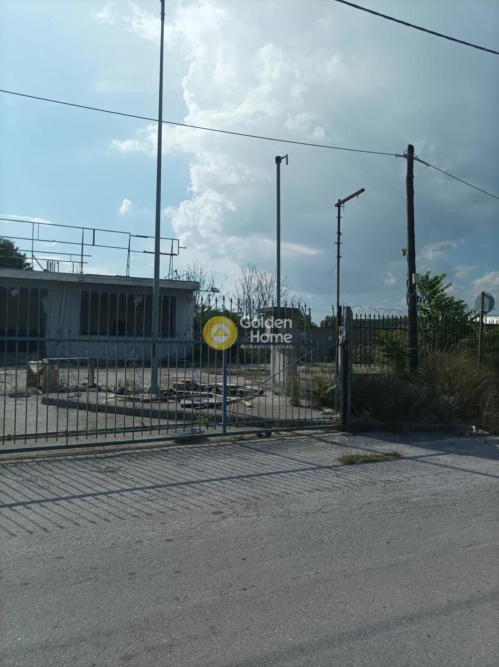 Other .. 1900m²  - 2