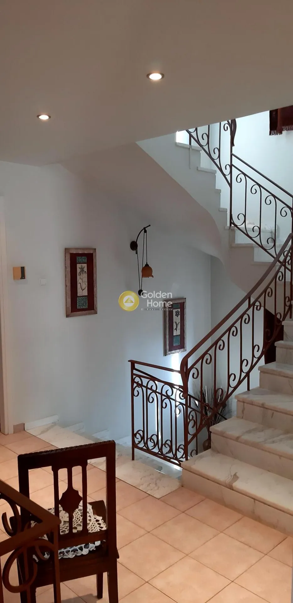 Other ..  323m²  - 3
